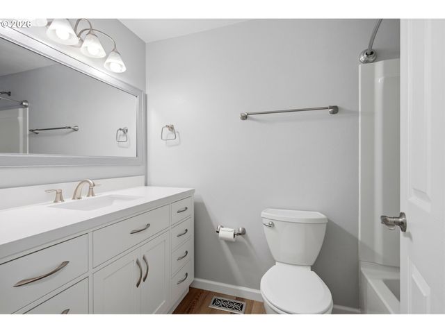 20350 Sw CELEBRITY Ct, Beaverton, OR 97078
