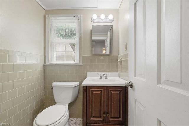 406 Teepee DR, Newport News, VA 23602