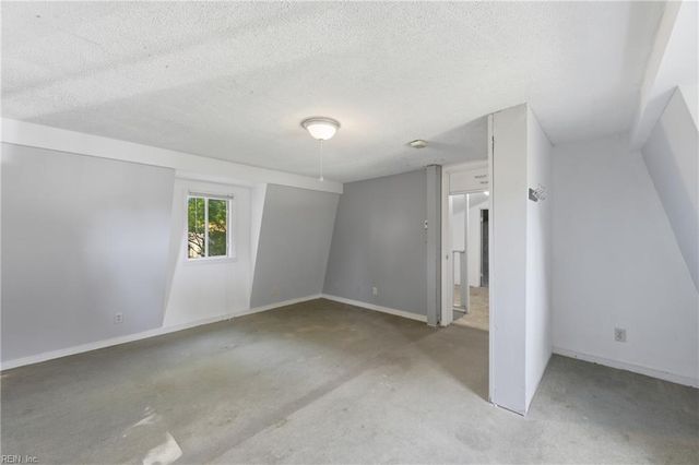 406 Teepee DR, Newport News, VA 23602