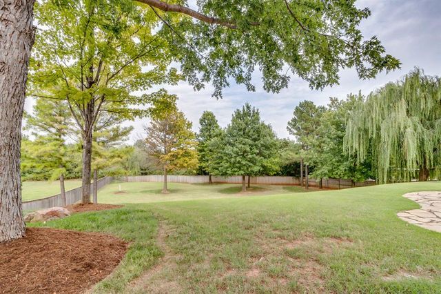 18804 Shilstone Way, Edmond, OK 73012