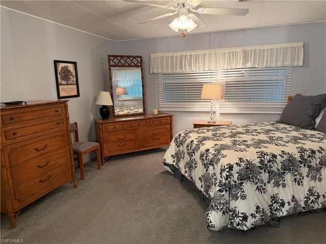 472 Nicklaus BLVD, North Fort Myers, FL 33903