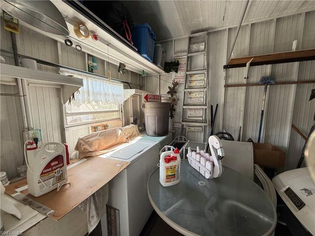 472 Nicklaus BLVD, North Fort Myers, FL 33903