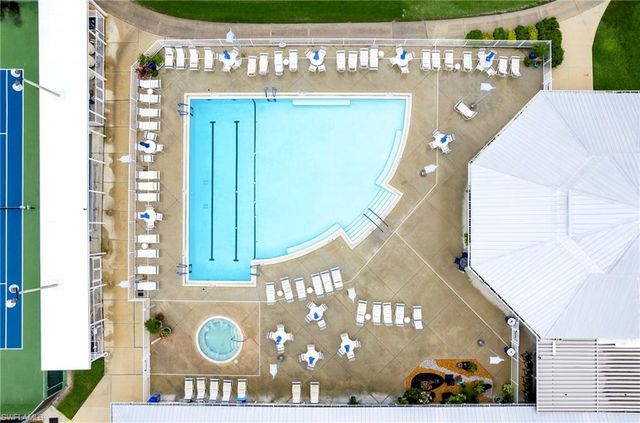 472 Nicklaus BLVD, North Fort Myers, FL 33903