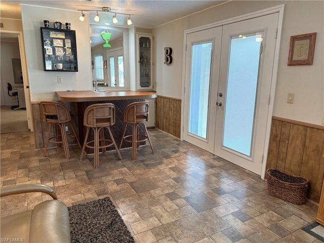 472 Nicklaus BLVD, North Fort Myers, FL 33903