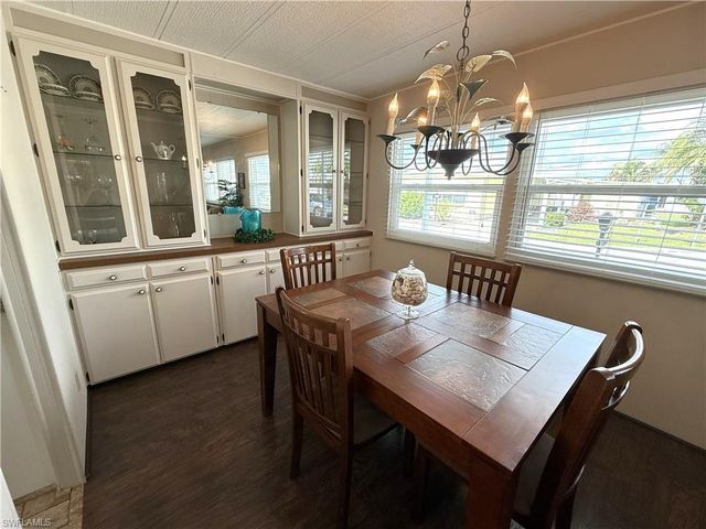 472 Nicklaus BLVD, North Fort Myers, FL 33903