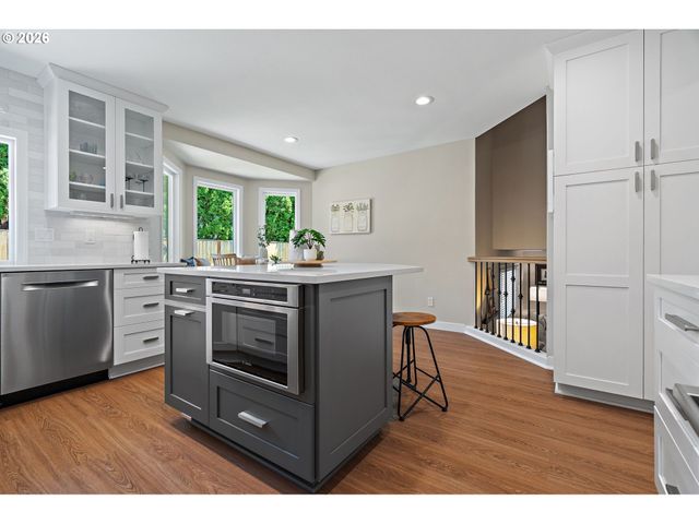12540 Sw GLACIER LILY Cir, Tigard, OR 97223