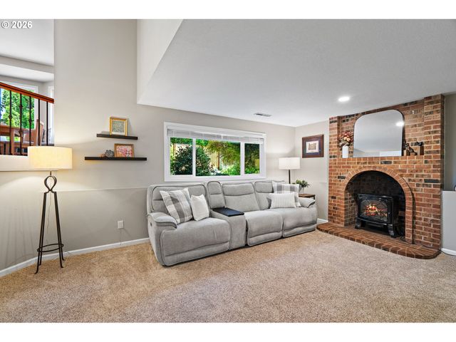 12540 Sw GLACIER LILY Cir, Tigard, OR 97223