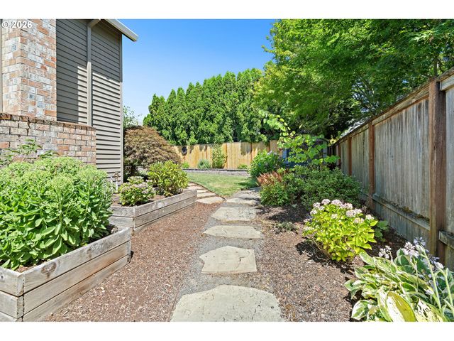 12540 Sw GLACIER LILY Cir, Tigard, OR 97223