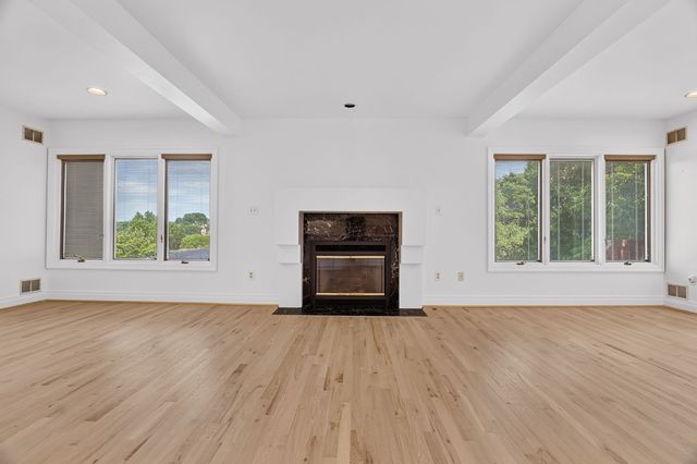 951 Academy Place, Mt Lebanon, PA 15243