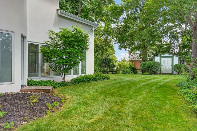 951 Academy Place, Mt Lebanon, PA 15243