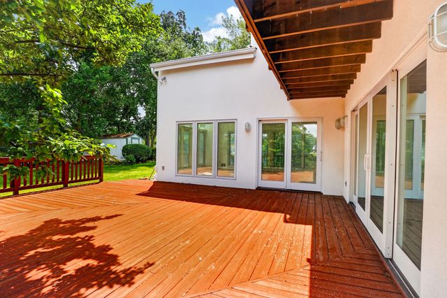 951 Academy Place, Mt Lebanon, PA 15243
