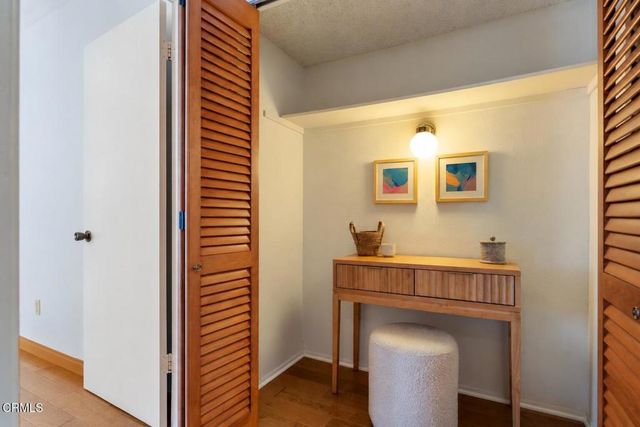 500 S Oak Knoll Avenue 40, Pasadena, CA 91101