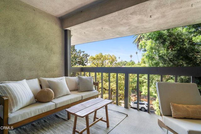 500 S Oak Knoll Avenue 40, Pasadena, CA 91101