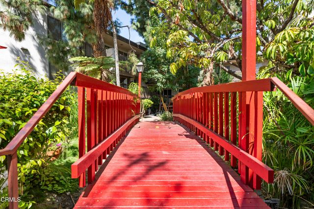 500 S Oak Knoll Avenue 40, Pasadena, CA 91101