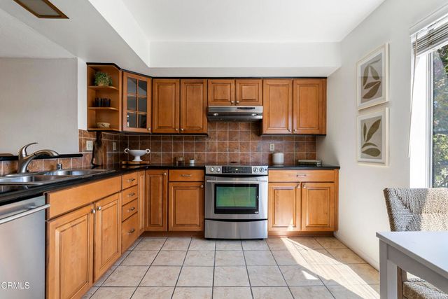 500 S Oak Knoll Avenue 40, Pasadena, CA 91101