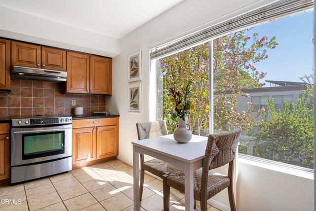 500 S Oak Knoll Avenue 40, Pasadena, CA 91101