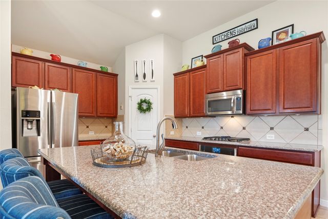 2505 Sun Creek Drive, Little Elm, TX 75068