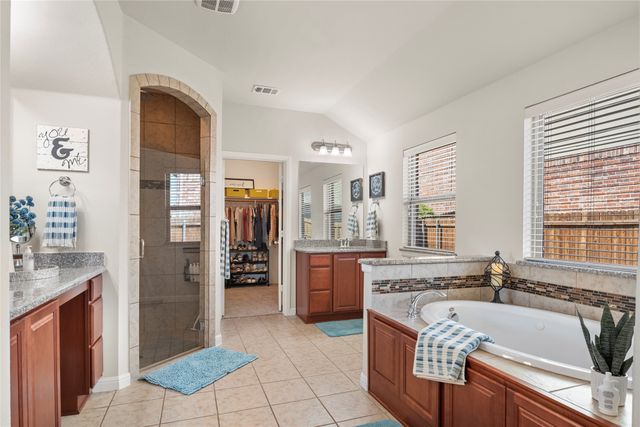 2505 Sun Creek Drive, Little Elm, TX 75068