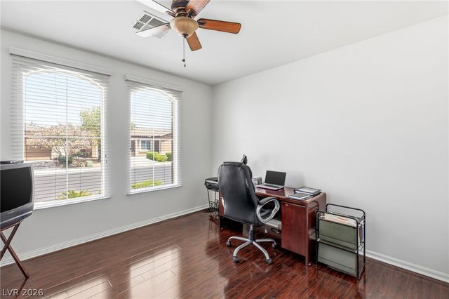5903 McLennan Ranch Avenue, Las Vegas, NV 89131