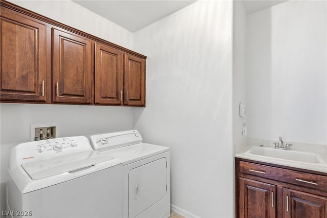5903 McLennan Ranch Avenue, Las Vegas, NV 89131