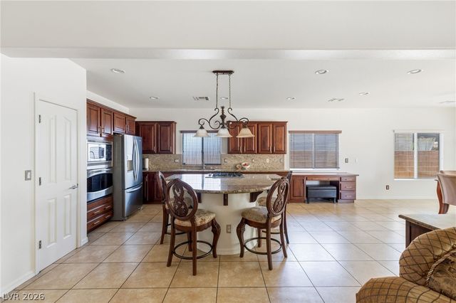 5903 McLennan Ranch Avenue, Las Vegas, NV 89131