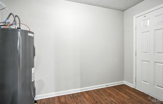 3807 W Moreno St, Pensacola, FL 32505