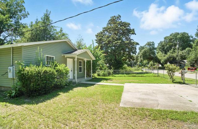 3807 W Moreno St, Pensacola, FL 32505
