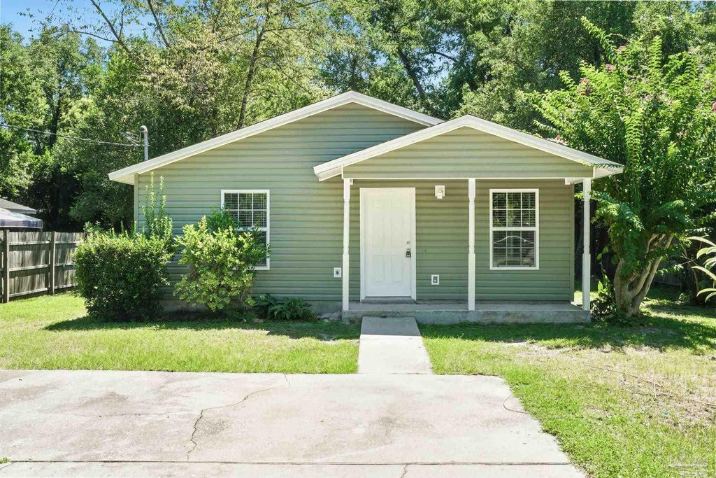 3807 W Moreno St, Pensacola, FL 32505
