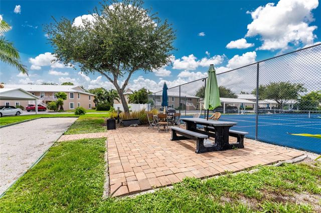9500 FIDDLERS GREEN CIRCLE 101, Rotonda West, FL 33947