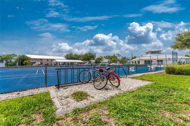 9500 FIDDLERS GREEN CIRCLE 101, Rotonda West, FL 33947