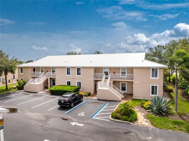 9500 FIDDLERS GREEN CIRCLE 101, Rotonda West, FL 33947