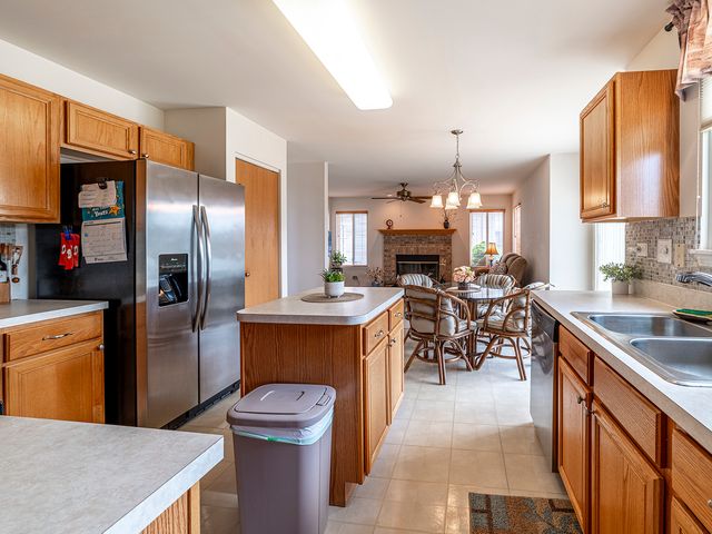 2649 Caliendo Circle, Montgomery, IL 60538