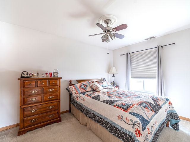 2649 Caliendo Circle, Montgomery, IL 60538