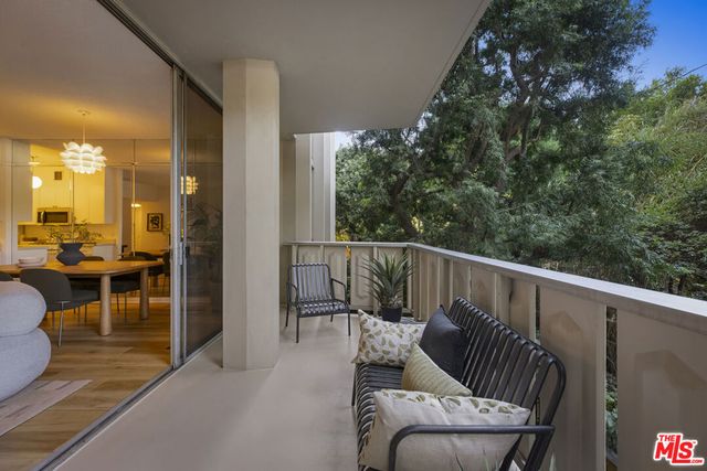 4455 Los Feliz Boulevard 204, Los Angeles, CA 90027