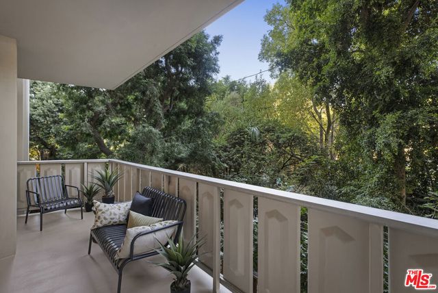 4455 Los Feliz Boulevard 204, Los Angeles, CA 90027