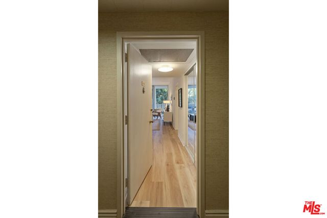 4455 Los Feliz Boulevard 204, Los Angeles, CA 90027