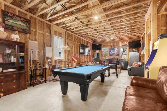 4408 Murrells Inlet Rd., Murrells Inlet, SC 29576