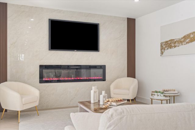 22100 Serenata Circle W, Boca Raton, FL 33433