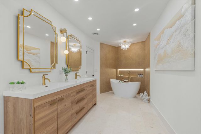 22100 Serenata Circle W, Boca Raton, FL 33433