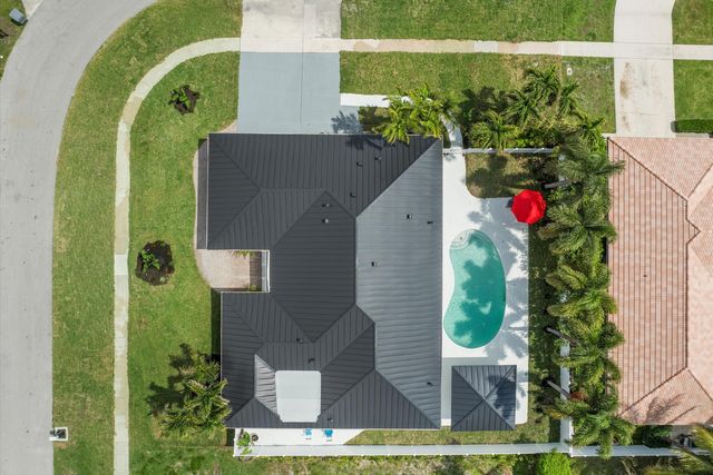 22100 Serenata Circle W, Boca Raton, FL 33433