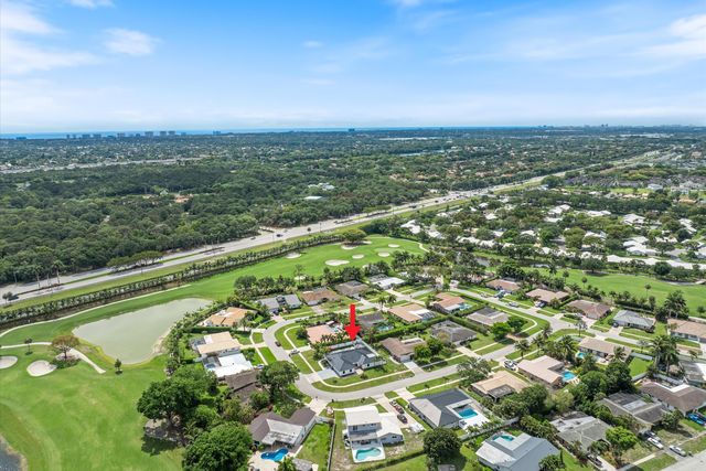 22100 Serenata Circle W, Boca Raton, FL 33433
