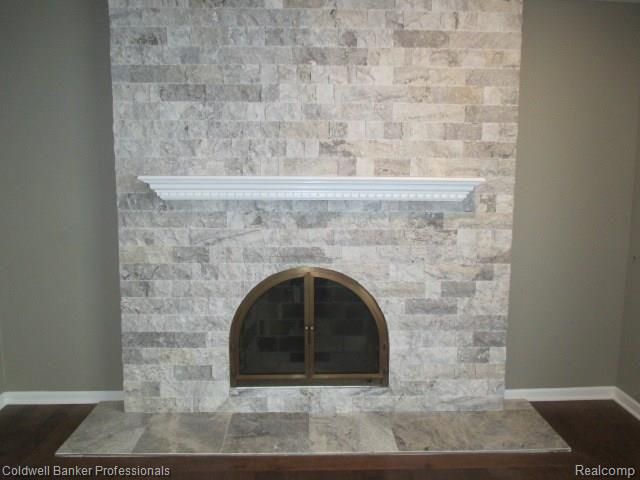 5726 Marble Drive, Troy, MI 48085