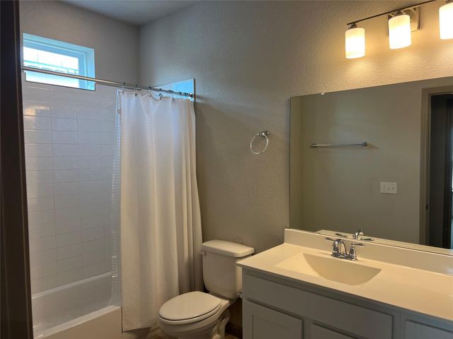 5709 Charles Merle DR B, Austin, TX 78747