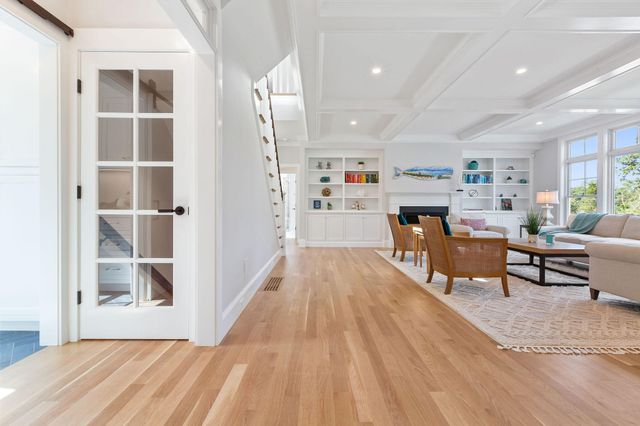 63 kescayogansett Road, Orleans, MA 02653