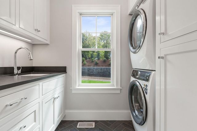 63 kescayogansett Road, Orleans, MA 02653