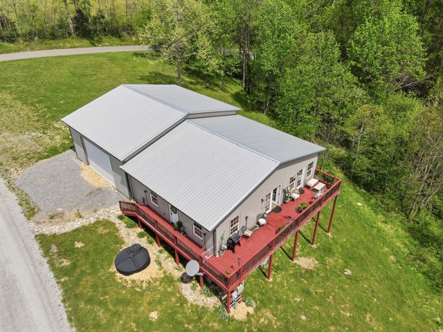 1757 Buckeye Rd, Fayetteville, TN 37334