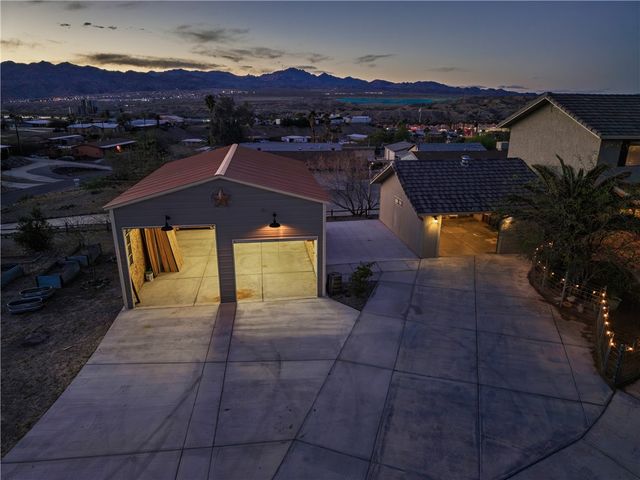 1450 Luna Lane, Bullhead City, AZ 86442