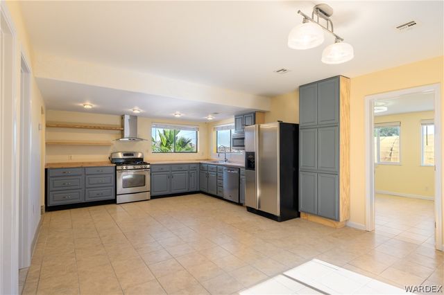 1450 Luna Lane, Bullhead City, AZ 86442