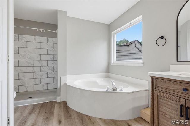 17269 Hilltop Ridge Drive, Eureka, MO 63025