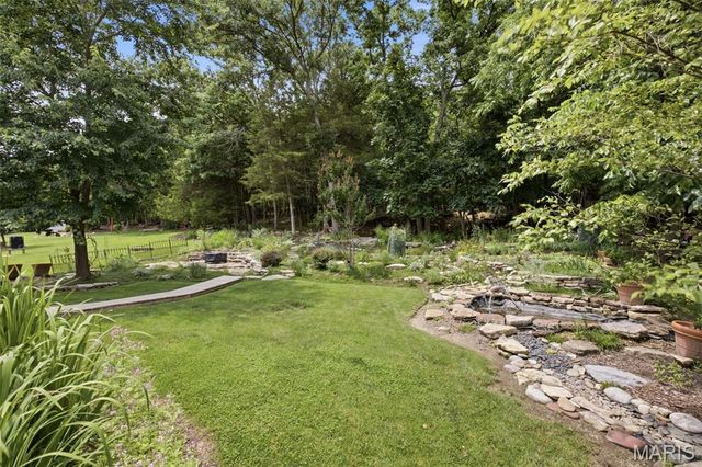 17269 Hilltop Ridge Drive, Eureka, MO 63025